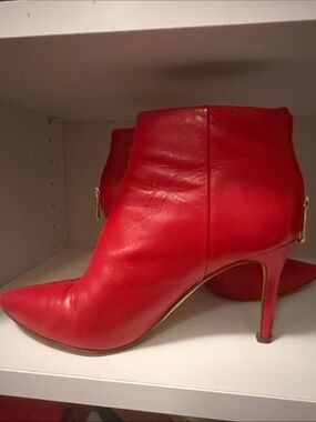 Louise et Cie Red Leather Pointed Ankle Booties